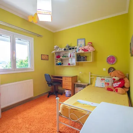 Tatil Evi Loukas